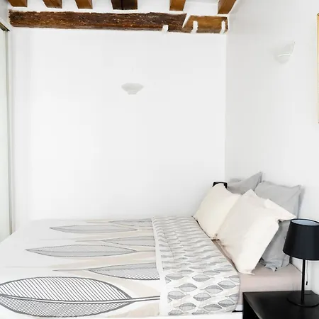 Le 64 Rue Chapon Apartmán *