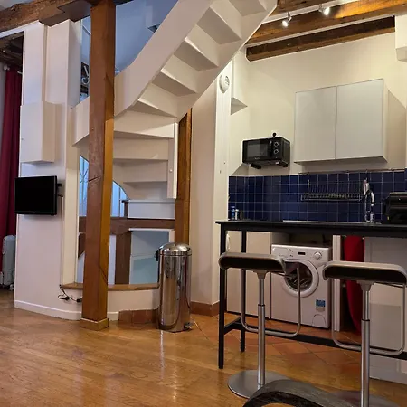 Le 64 Rue Chapon شقة