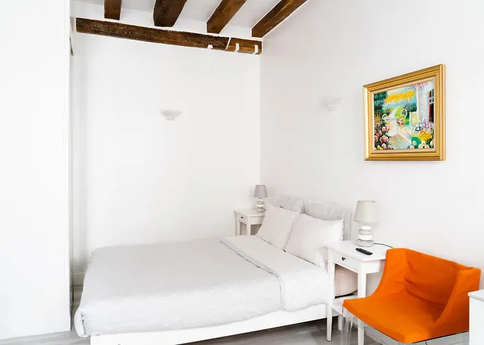 Le 64 Rue Chapon