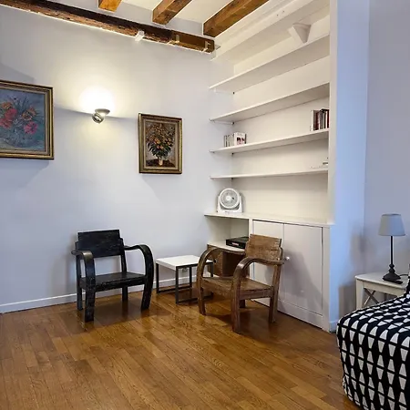 Le 64 Rue Chapon Париж